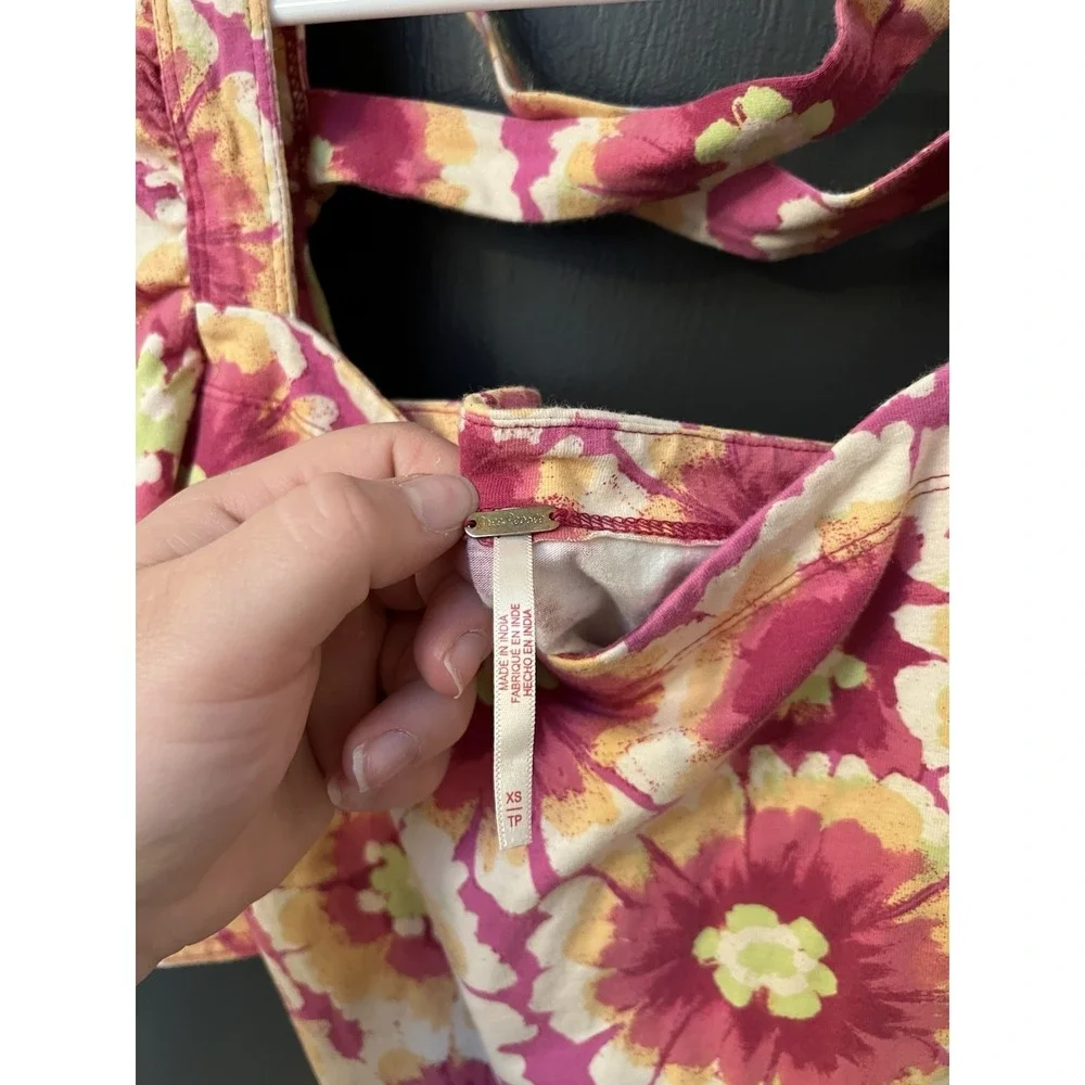 Free People Size XS Give Me More Pink Floral Multi Color Crop Top Half Sleeve